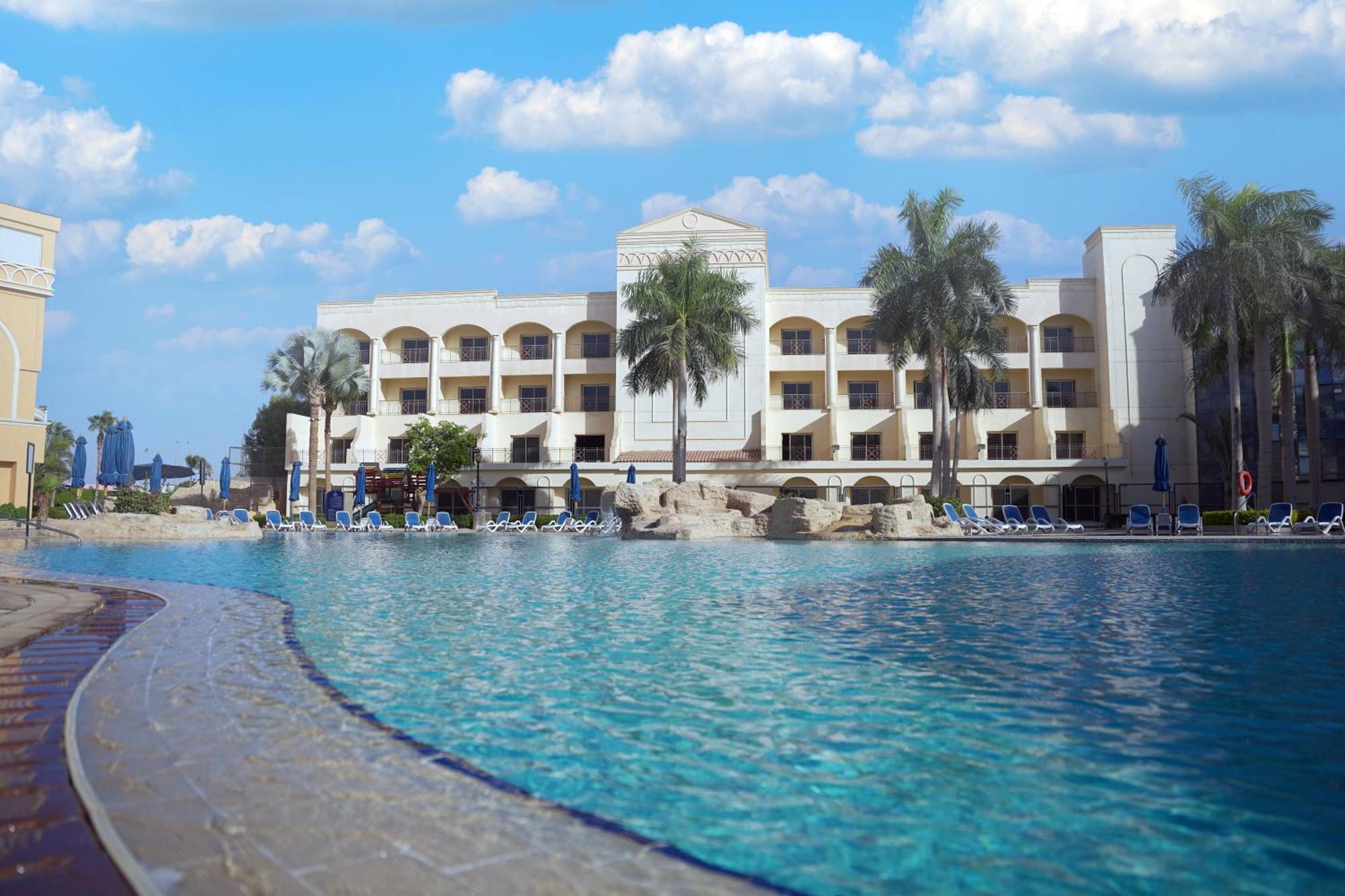 Helnan Dream Hotel And Conference Center 6th of October City Екстериор снимка