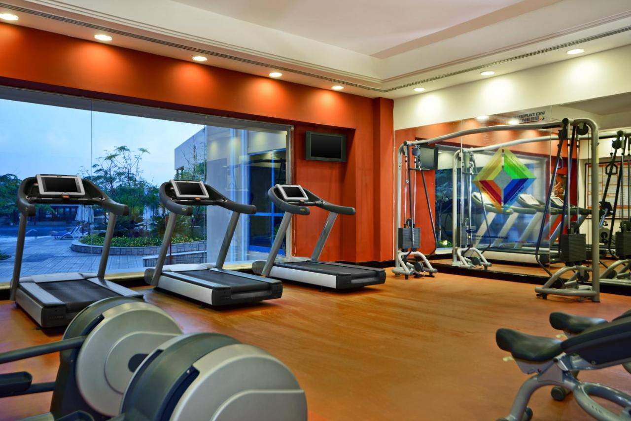 Helnan Dream Hotel And Conference Center 6th of October City Екстериор снимка A gym at a hotel